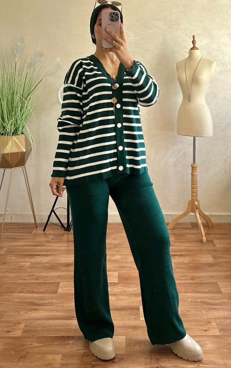 Mode féminine au Maroc – Ensemble laine rayé