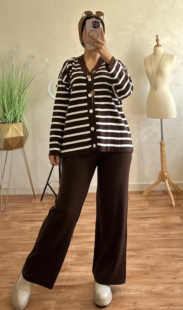 Mode féminine au Maroc – Ensemble laine rayé