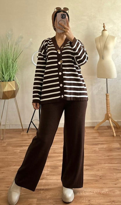 Mode féminine au Maroc – Ensemble laine rayé