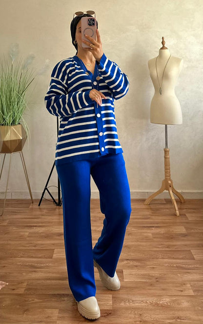 Mode féminine au Maroc – Ensemble laine rayé